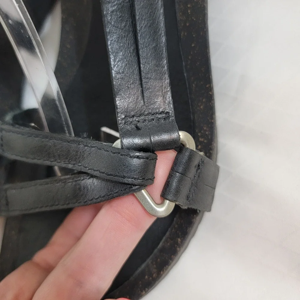Teva Ysidro Universal Wedge Black Leather Strappy Sandals 1015119 7.5